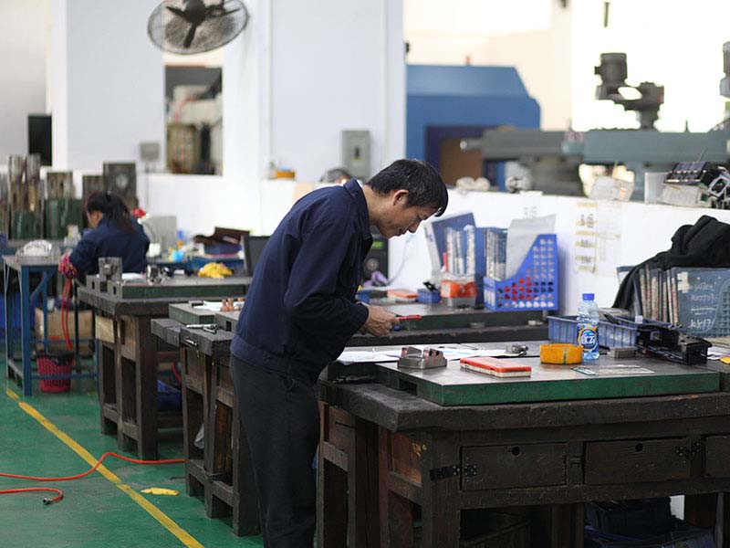 �ܽ���������߿���-�����(�й�)װ��